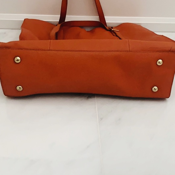 Saks Fifth Avenue leather purse - Picture 3 of 5